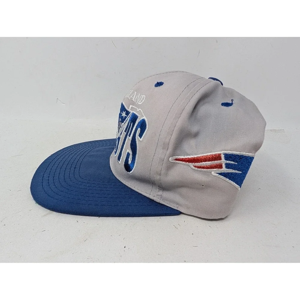 VINTAGE New England Patriots Hat Cap Snap Back Mens One Size Blue NFL Football